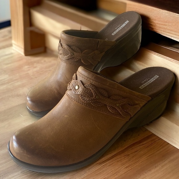 CLARKS Marion Coreen DARK TAN Wedge Mules Clog 2 1/2” Size 11  NW…Minimalist - Picture 9 of 14
